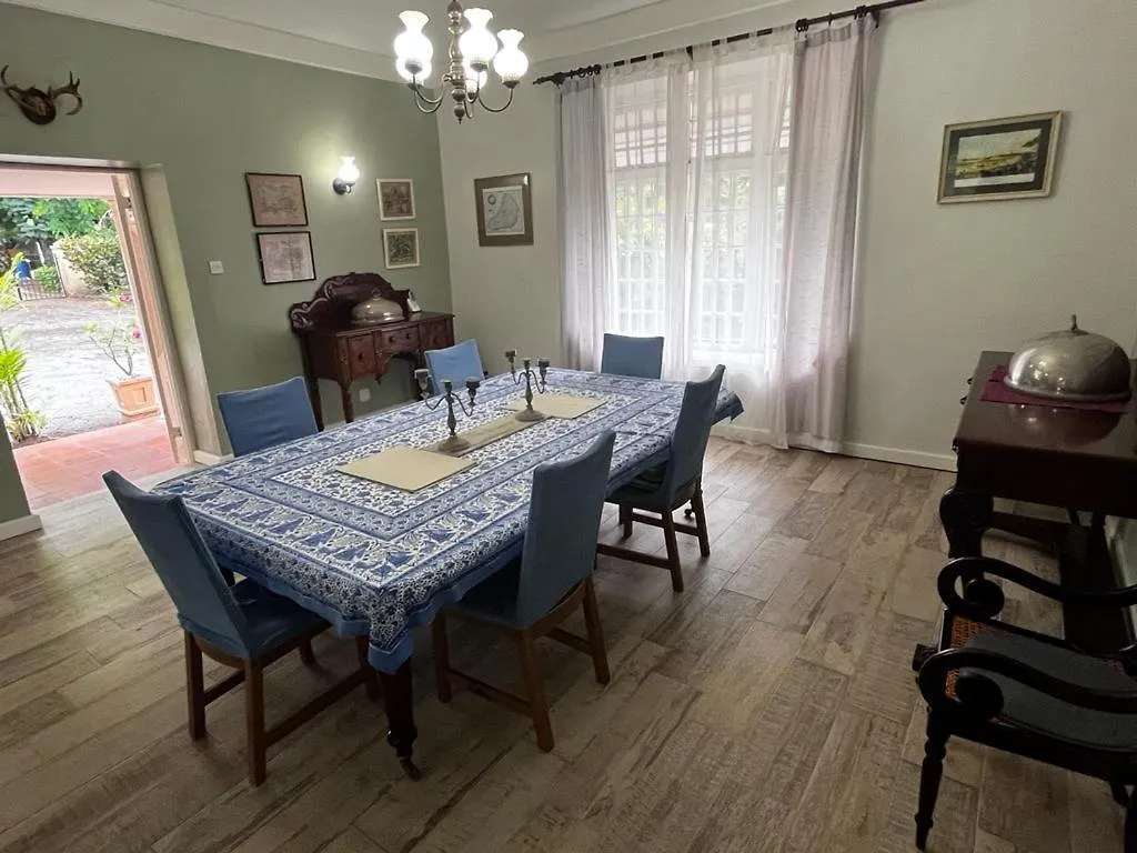 Rafeen Villa- Historic Villa With Pool Bridgetown