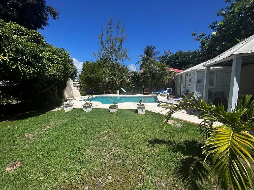 Vakantiehuis Rafeen Villa- Historic Villa With Pool Bridgetown Barbados